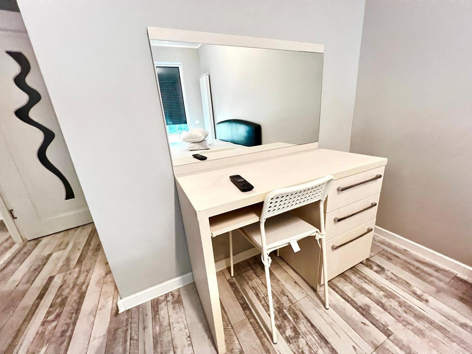 Grand Mamaia Lake Apartments Köstence Dış mekan fotoğraf